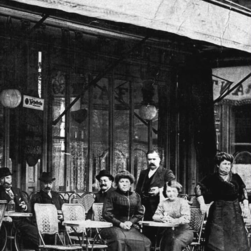 1887-1930
Birth of Surrealism at the Cafe de Flore